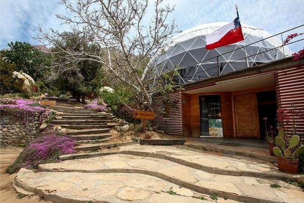 dome041401 9